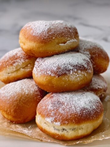 Italian Cream Bombs (Bomboloni) Filled with Custard Recipe