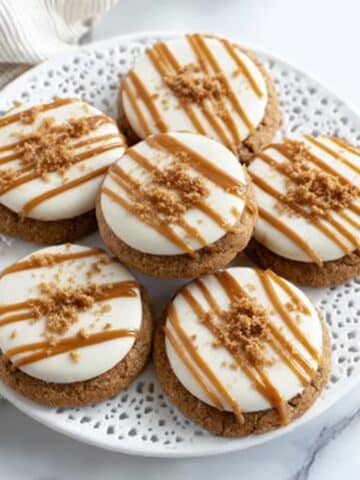 Copycat Crumbl Salted Caramel Cheesecake Cookie Recipe