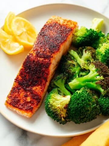 Air Fryer Salmon with Garlic and Lemon Recipe