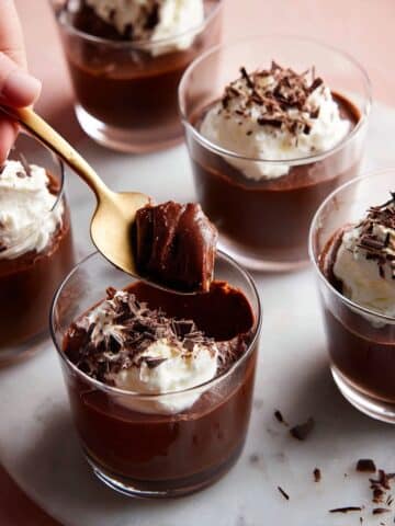Chocolate Pudding Pots with Rich Cocoa and Cream Recipe