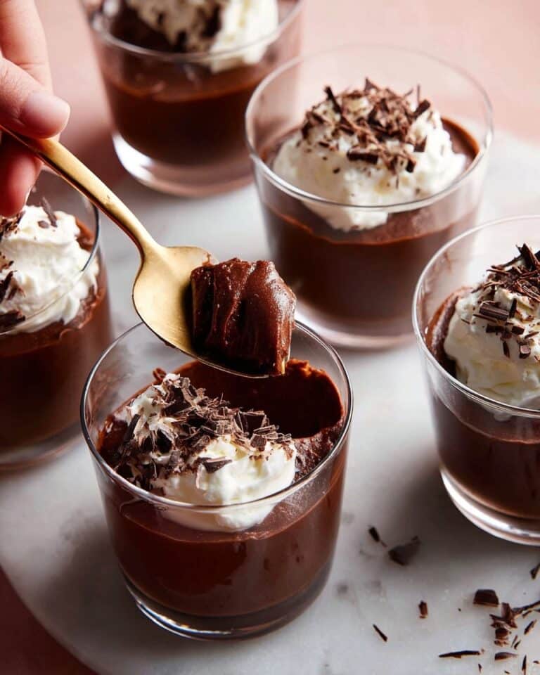 Chocolate Pudding Pots with Rich Cocoa and Cream Recipe