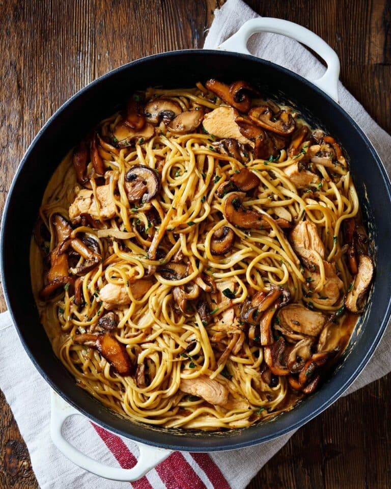 One-Pot Creamy Chicken and Mushroom Pasta Recipe