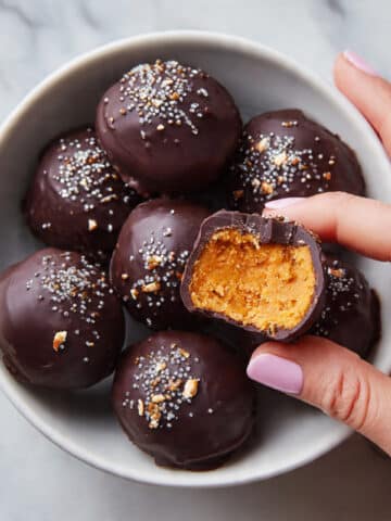 3-Ingredient Peanut Butter Balls Recipe