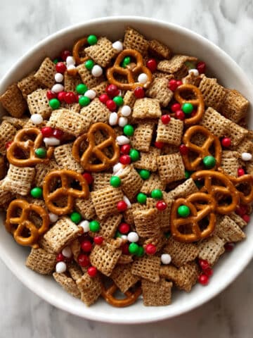 Caramel Pretzel Snack Mix Recipe