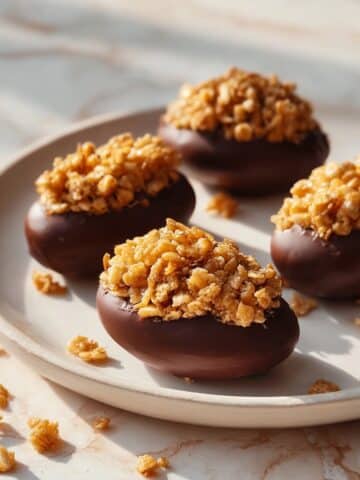No-Bake Crunchy Peanut Butter Eggs & Rice Krispies Recipe