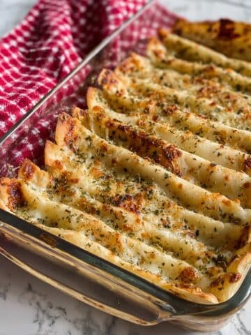 Cheesy Tortilla Pull-Apart Bread Recipe