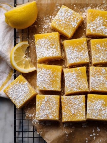 Easy Lemon Bars with Crisp Shortbread Crust Recipe