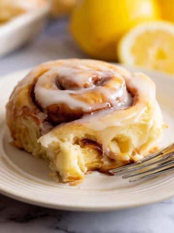 Lemon Fluffy Sweet Rolls with Lemon Curd and Cream Cheese Frosting Recipe