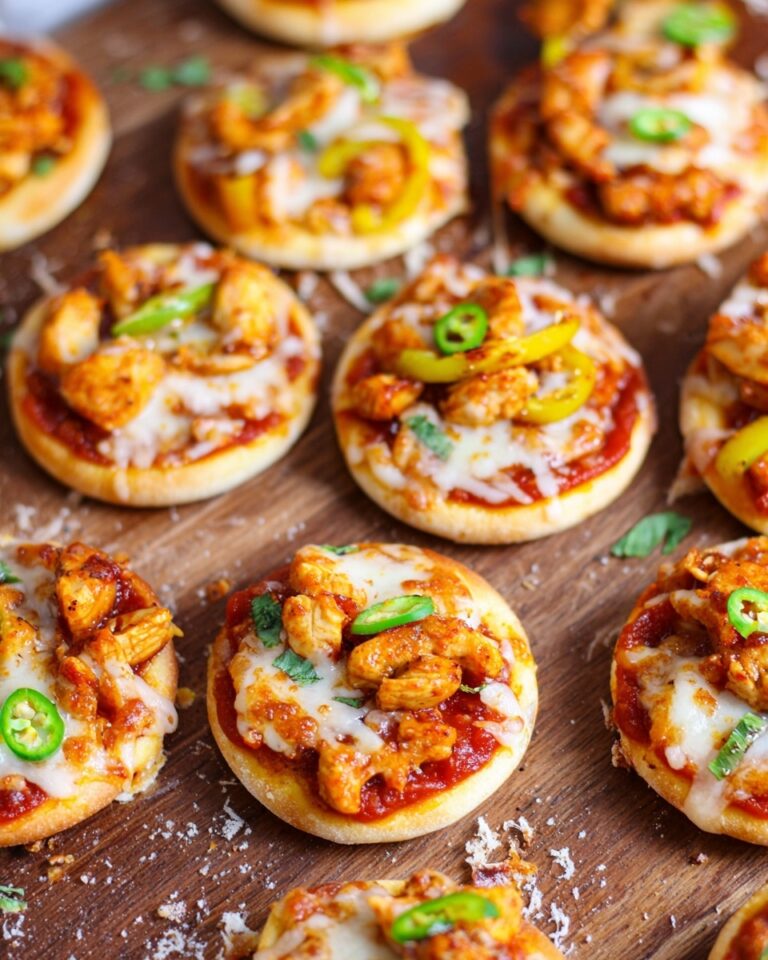 Mini Chicken Fajita Pizza Buns with Hawaiian Slider Buns Recipe