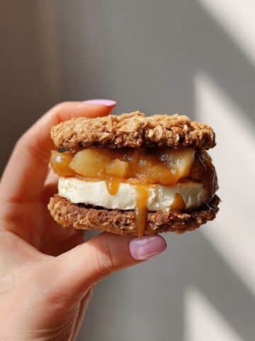 Caramel Apple Brown Butter Oatmeal Cream Pies Recipe