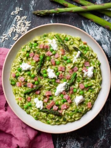 Risotto Verde: Creamy Spring Green Risotto with Spinach, Leeks, Asparagus, and Peas Recipe