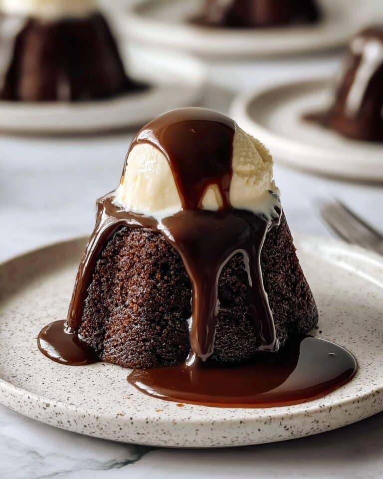 Copycat Chili’s Molten Lava Cake Recipe