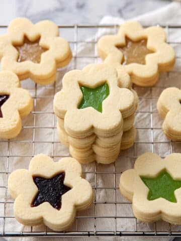 Buttery Linzer Cookies with Variety of Fillings Recipe