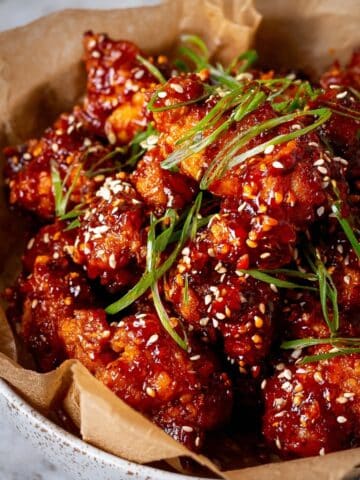 Crispy Korean Fried Chicken with Spicy Gochujang Sauce Recipe