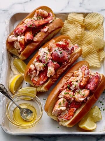 Lobster Rolls with Garlic Butter Buns Recipe